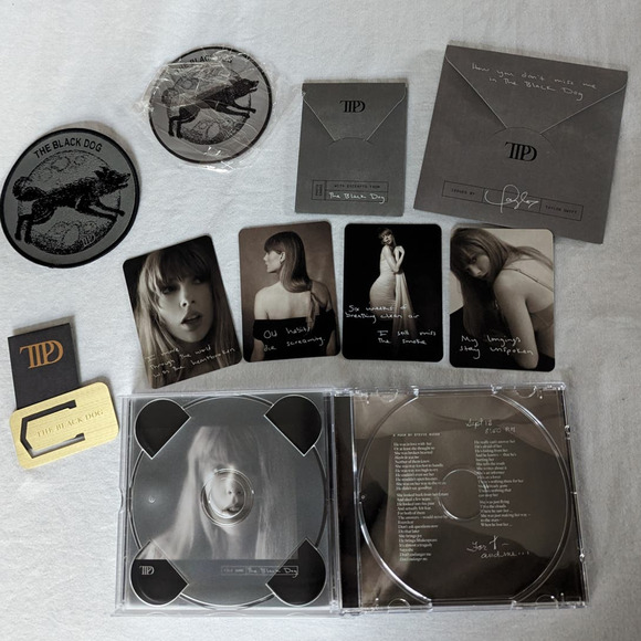 Taylor Swift The Tortured Poets Department Deluxe CD The Black Dog TTPD - Picture 2 of 14
